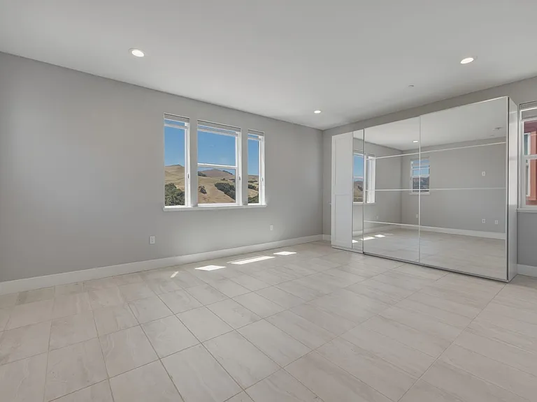 1230 Mateo Miller Cir — Photo 44