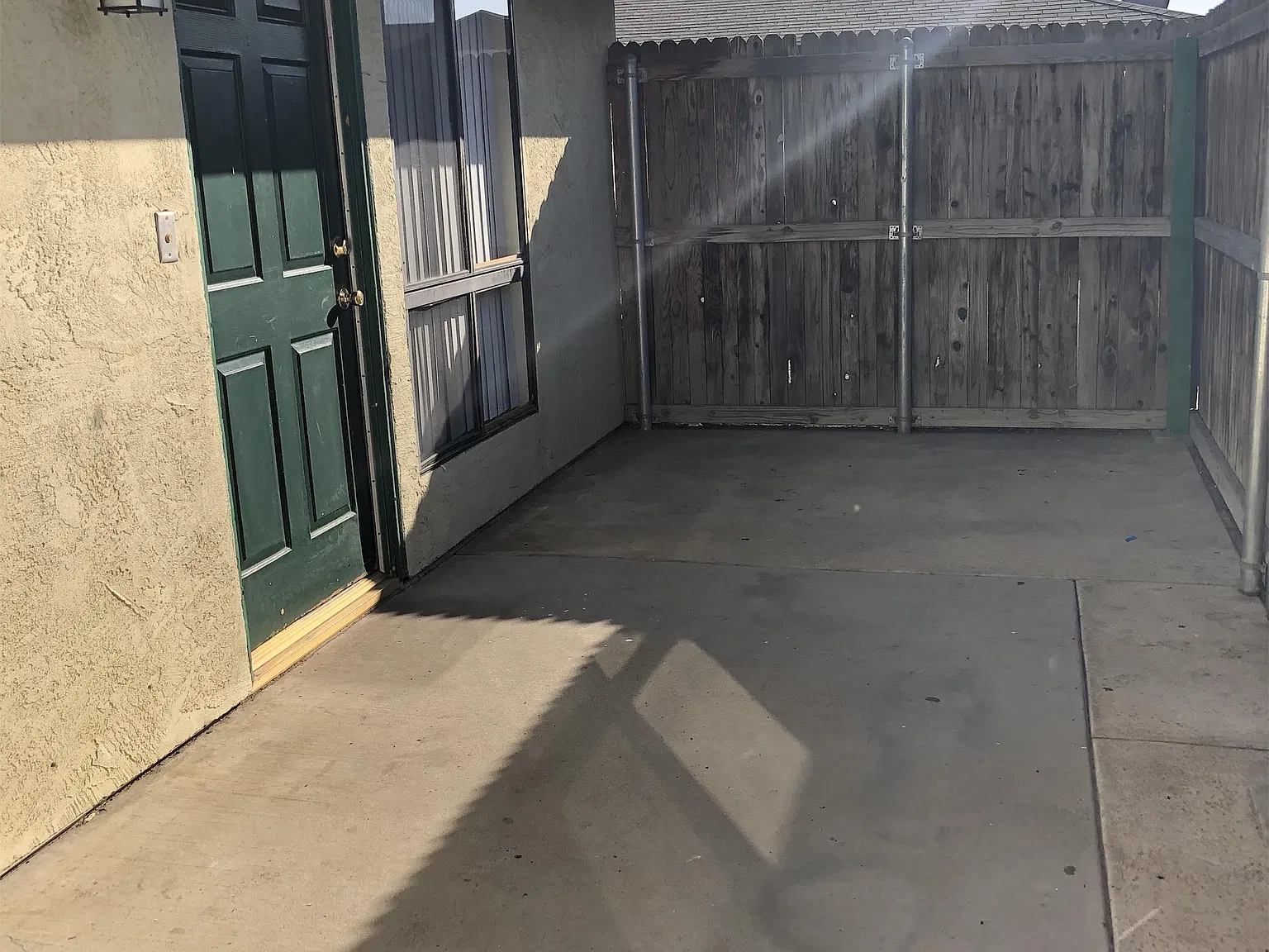 4424 Parkwood Ct. - B — Photo 3