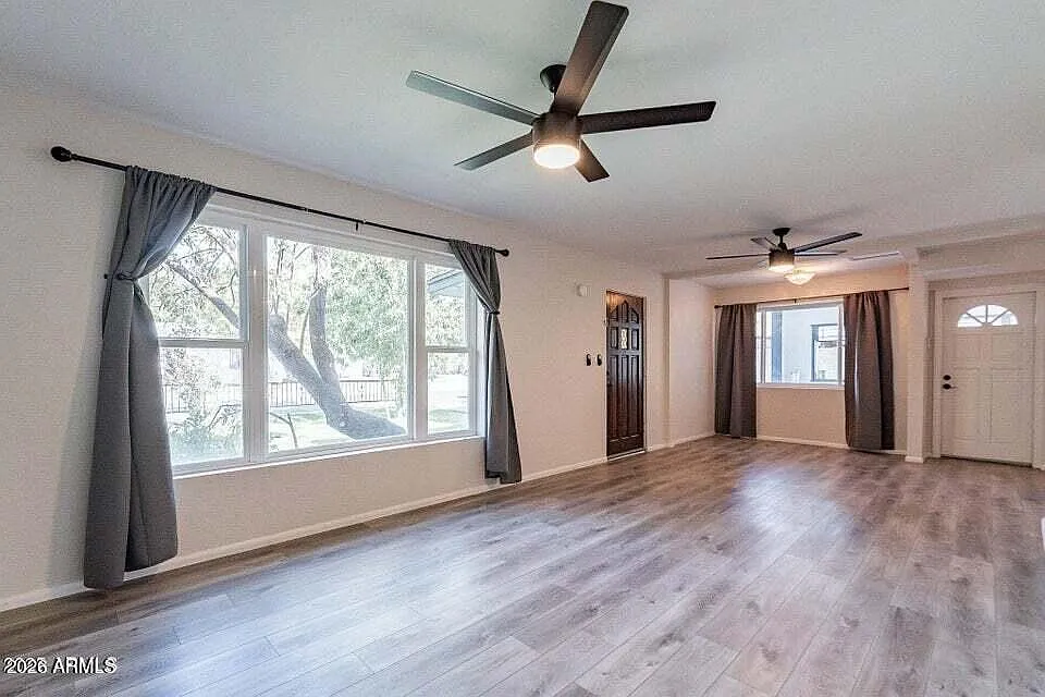 5 bed, 2.0 bath, 2140 sqft, $750 — Photo 3