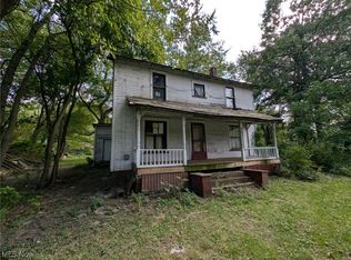 745 Calla Rd E, Poland, OH 44514