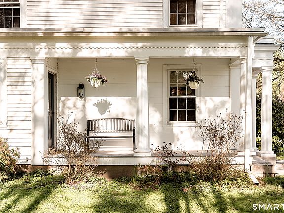 4th image of 151 Neipsic Road