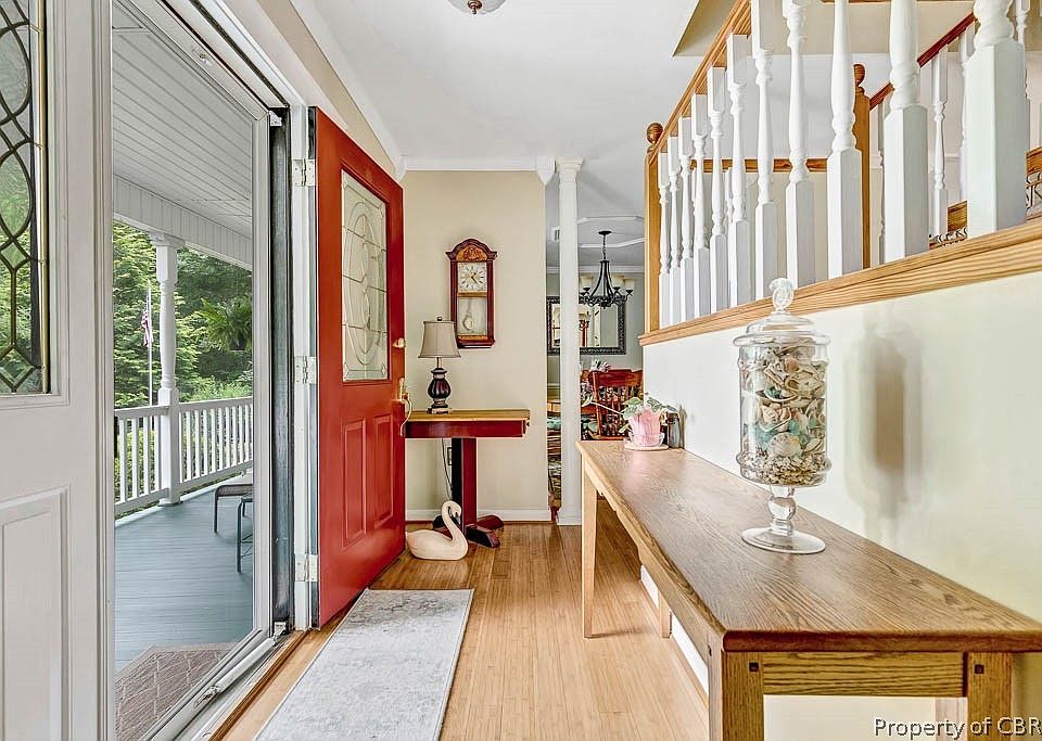 817 Lake Dr, Tappahannock, VA 22560 Zillow