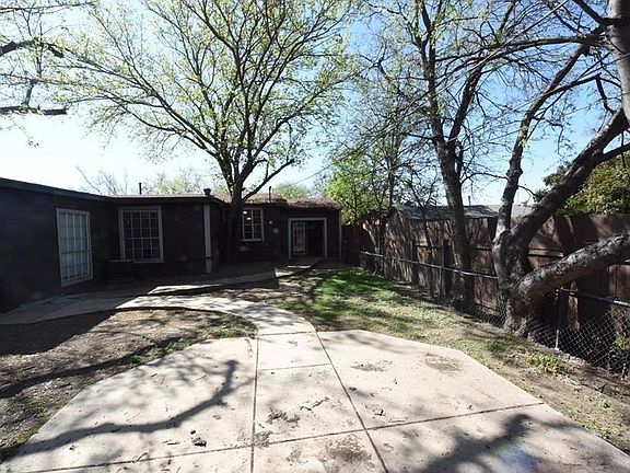 3rd image of 6012 Cowden St