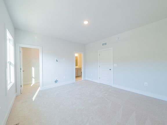 4th image of 9935 Golden Trout Ln #1
