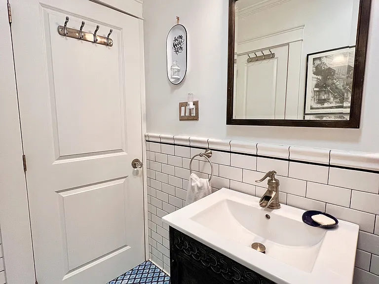513 N 17th St — Photo 23