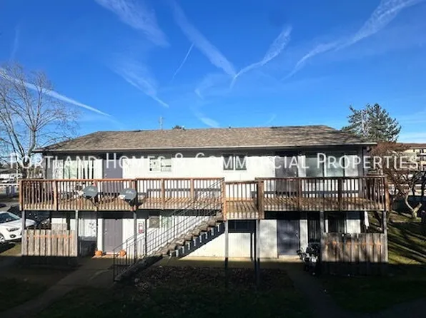 17452 SE Powell Blvd, Portland, OR 97236