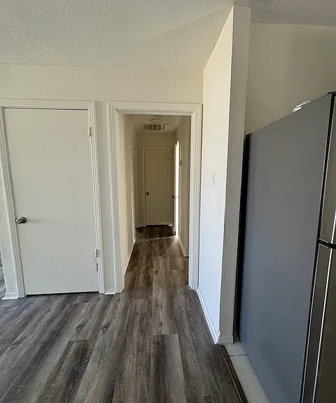 1304 Stone Dr — Photo 12