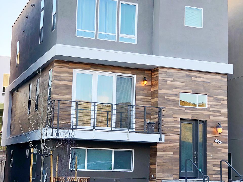 1st image of 108 Llano De Los Robles Ave