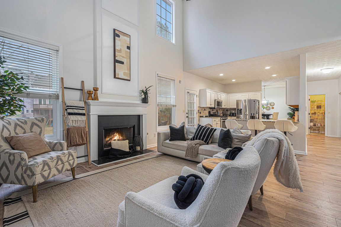 next background image