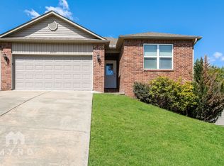 2001 Honeycomb St, Sherwood, AR 72120