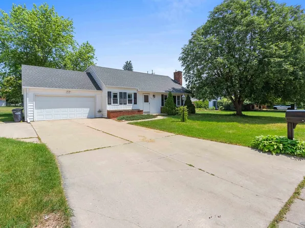 231 E Fairview Ave, Green Bay, WI 54301