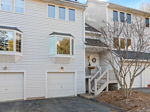 18 Camille Lane #18, Canton, CT 06019