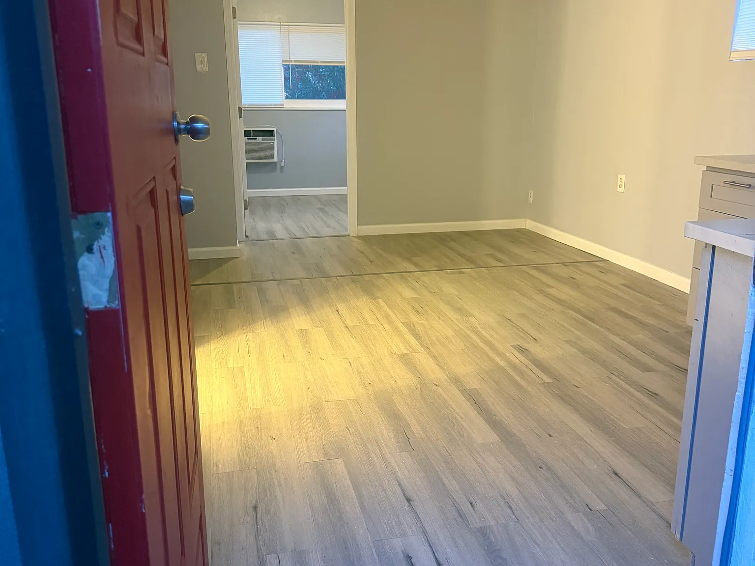 1 bed, 500 sqft, $1,550 — Photo 2