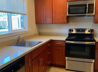 147 Virginia Hills Dr #D, Martinez, CA 94553