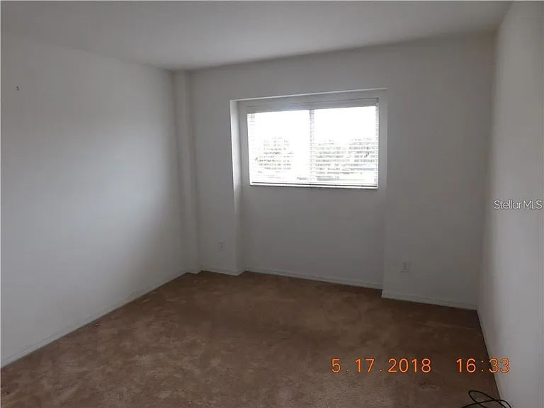 806 Solana Cir — Photo 16