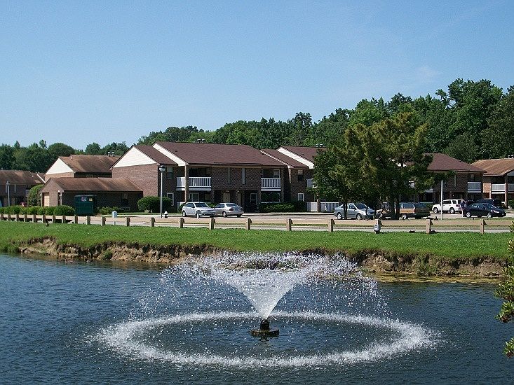 1st image of 25 Belles Cove Dr APT B