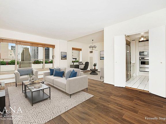 4th image of 106 Central Park S APT 22G