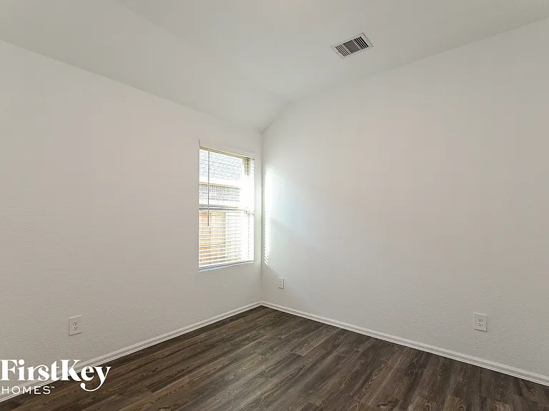 18446 Summit Ranch Dr — Photo 9