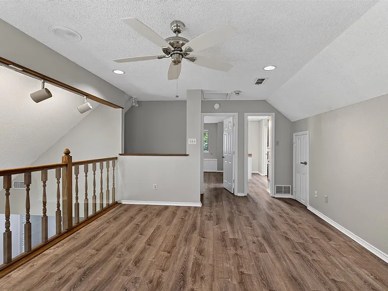 Upstairs Primary Suite w/ Private Bonus Loft Space
