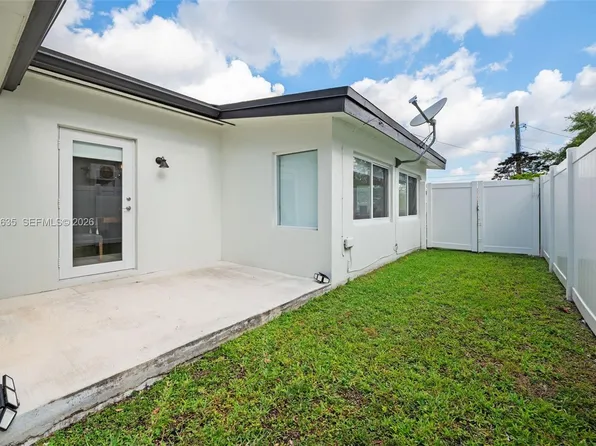 6230 SW 27th St, Miami, FL 33155