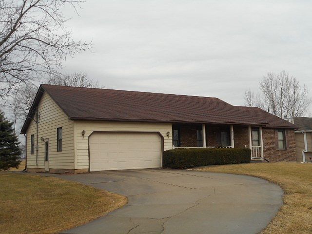 1st image of 3150 NE 56th St