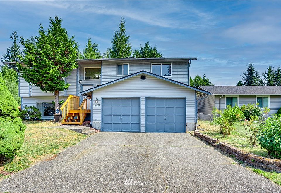1st image of 10921 10th Dr SE