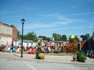 316 Jackson St, Hope, IN 47246