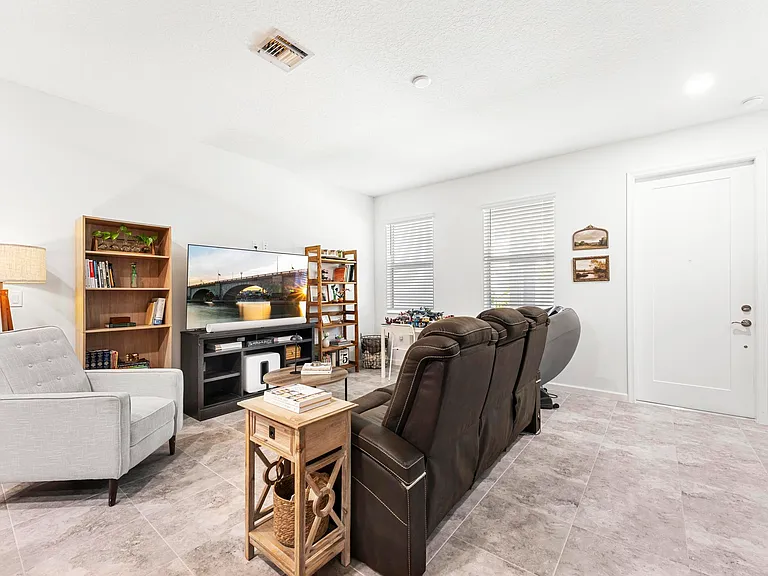 16417 Mirabell Manor Ln — Photo 7