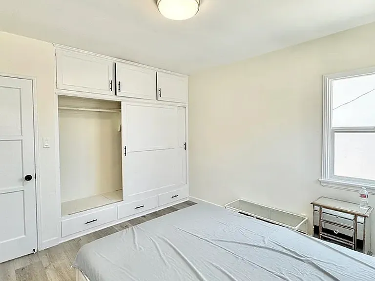 2015 S Shenandoah St #A — Photo 6