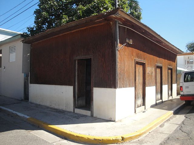 2nd image of Calle 13 De Marzo #29