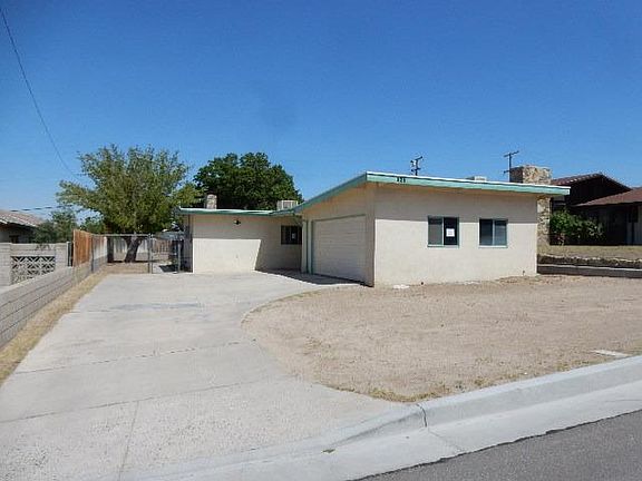 3rd image of 825 S 1st Ave