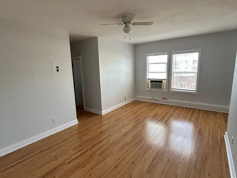 676 Shatto Place — Photo 2