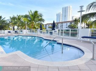 3030 NE 188th St APT 409, Aventura, FL 33180
