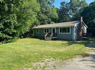 66 Carver Rd, Plymouth, MA 02360