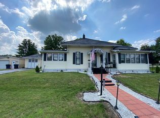 819 N Morton St, Fairmount, IN 46928