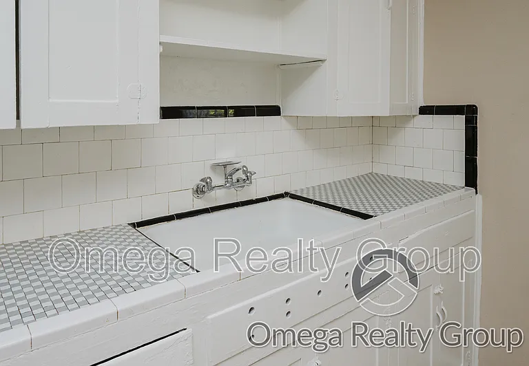 1026 Pershing St #C — Photo 17