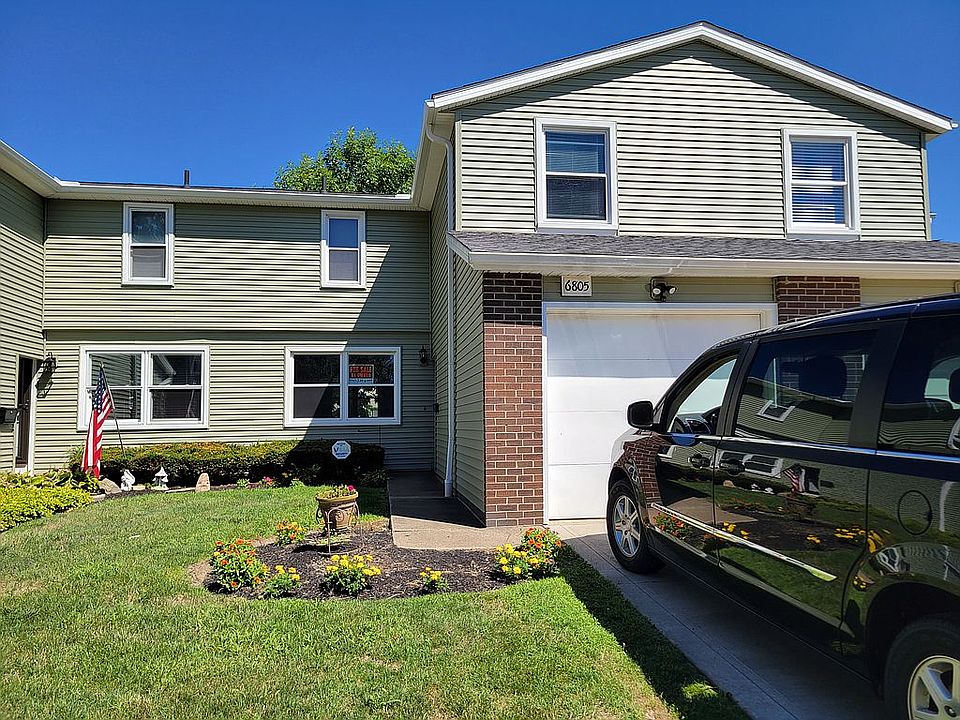 1st image of 6805 Kirkwood Dr Unit 11