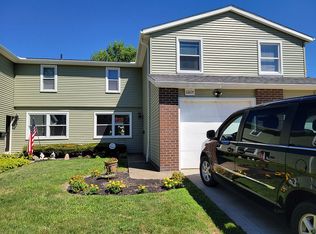 6805 Kirkwood Dr UNIT 11, Mentor, OH 44060