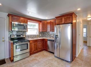 59 Cloverhill Ave, Bridgeport, CT 06606