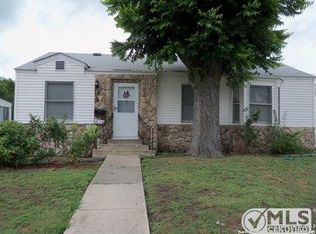 216 Burcham Ave, San Antonio, TX 78221