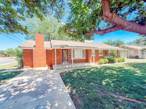 2244 N Russell St, Pampa, TX 79065