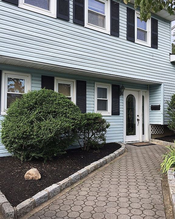 1st image of 139 Kinkade Dr