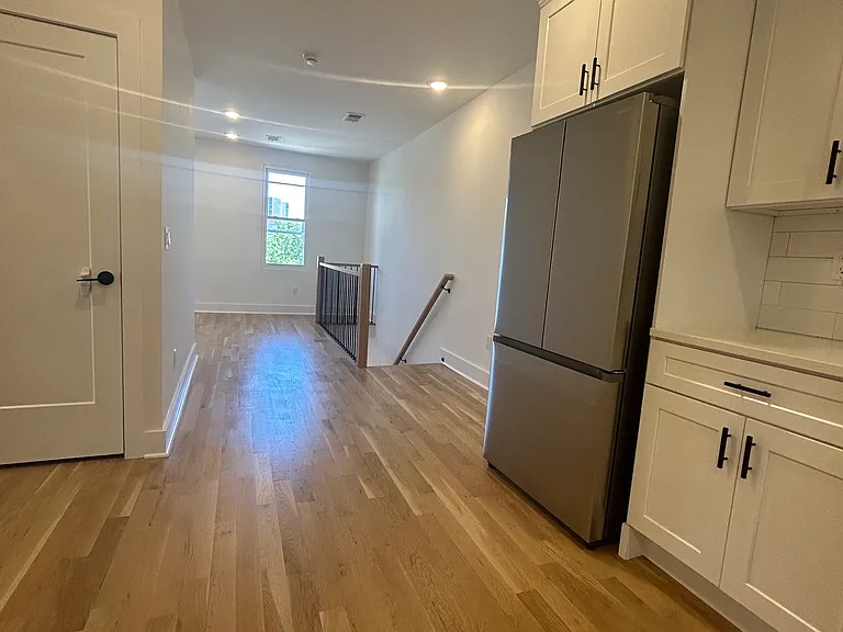 749 Florence Pl #2 — Photo 3