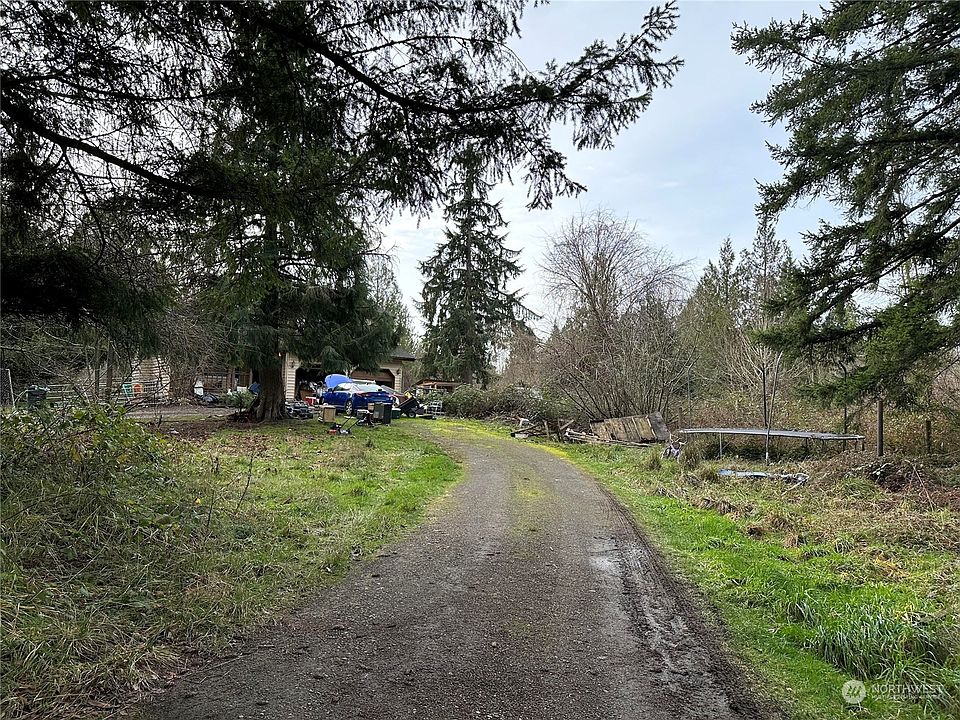 2nd image of 16041 153rd Avenue SE