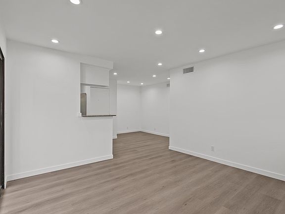 2nd image of 516 Concord St APT 204