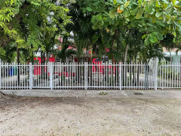 4121 NW 11th Pl, Miami, FL 33127