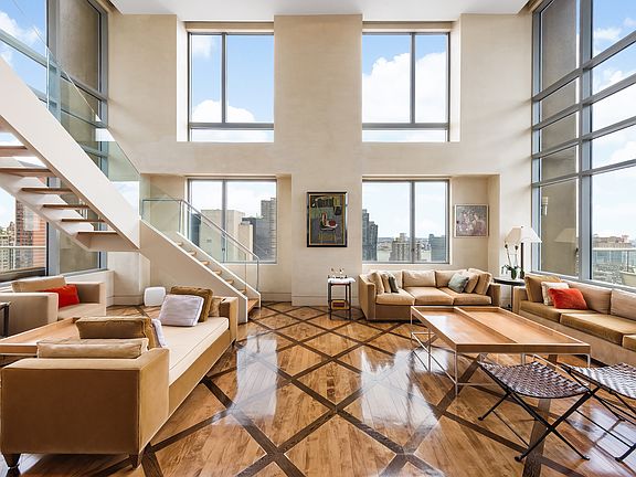 3rd image of 556 3rd Ave Penthouse G