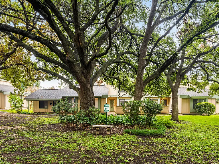 9520 Quail Village Lane_01_05022025
