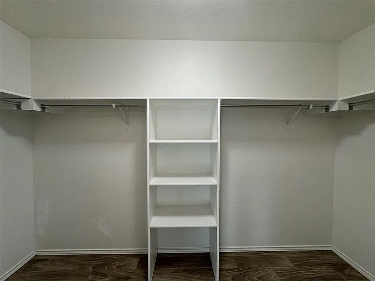 1152 Hyde Park Dr — Photo 12