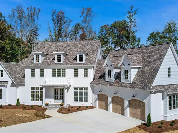 8796 Knoll Creek Ct, Oak Ridge, NC 27310